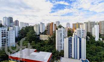Imagem 2: Apartamento à venda em Vila Andrade com 366 m², 3 quartos, 3 suítes, 4 vagas