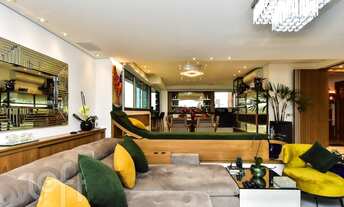 Imagem 4: Apartamento à venda em Aclimação com 163 m², 3 quartos, 3 suítes, 3 vagas