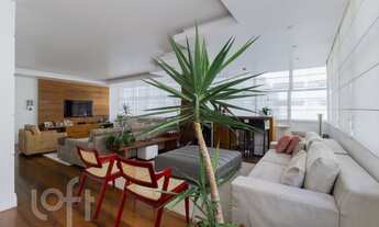 Imagem 2: Apartamento à venda em Santa Cecília com 260 m², 4 quartos, 1 suíte, 2 vagas