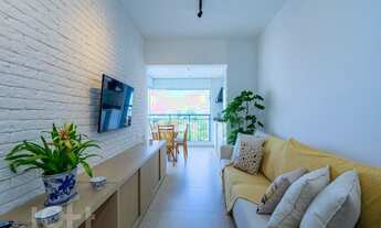 Imagem 2: Apartamento à venda em Cidade Ademar com 66 m², 2 quartos, 1 suíte, 1 vaga