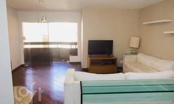 Imagem 2: Apartamento à venda em Alto de Pinheiros com 154 m², 3 quartos, 1 suíte, 2 vagas