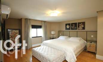 Imagem 6: Apartamento à venda em Aclimação com 200 m², 3 quartos, 3 suítes, 3 vagas