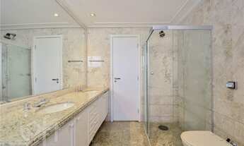 Imagem 5: Apartamento à venda em Morumbi com 210 m², 4 quartos, 1 suíte, 3 vagas