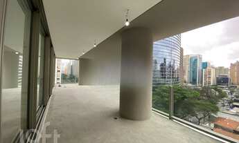 Imagem 6: Apartamento à venda em Itaim Bibi com 335 m², 4 quartos, 4 suítes, 4 vagas