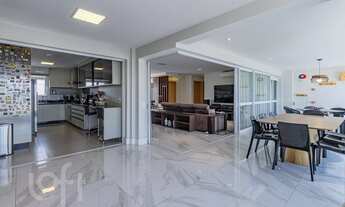 Imagem 7: Apartamento à venda em Alto da Lapa com 235 m², 4 quartos, 4 suítes, 4 vagas