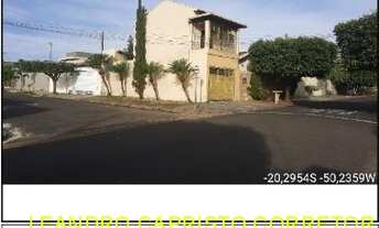 Imagem: CASA RESIDENCIAL em FERNANDÓPOLIS - SP