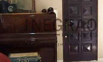 Imagem 2: Imperdível Casa à Venda em São Paulo-SP, com 4 Quartos, 2 Suítes, 3 Salas e 3 Vagas de Gar