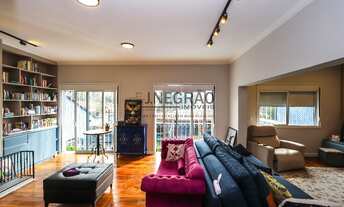 Imagem 7: Sobrado a Venda : 5 Quartos, 4 Suítes, 3 Salas, 6 Banheiros, 4 Vagas e 550m²com piscina no