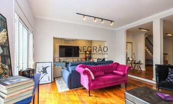 Imagem 6: Sobrado a Venda : 5 Quartos, 4 Suítes, 3 Salas, 6 Banheiros, 4 Vagas e 550m²com piscina no