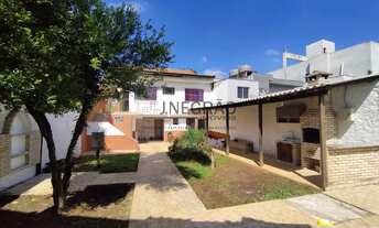 Imagem: Casa à Venda em Bosque da Saúde, 3 Quartos