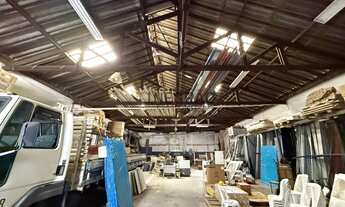 Imagem 3: Galpão Comercial à Venda em São Paulo-SP, Bairro Sacomã: 7 Salas, 4 Banheiros, 736m² de á