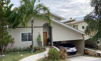 Imagem: Linda casa à venda com excelente potencial