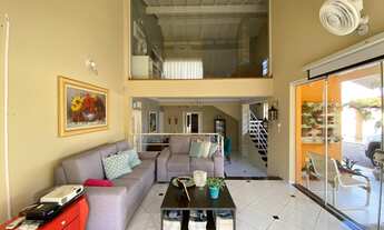 Imagem: Casa de alto padrão em condomínio exclusivo