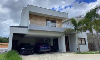 Imagem: Luxuosa casa em condomínio à venda em