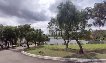 Imagem: Excelente lote plano de 1.221m² no Condominio