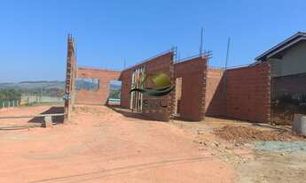 Imagem 3: Grande oportunidade! Terreno de 800 m² escriturado com casa em construção e piscina à vend