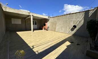 Imagem: Casa em área comercial para venda em Terra