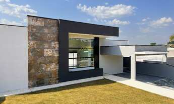 Imagem: Casa á venda no condomínio Shamballa localizado