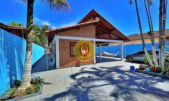 Imagem: Casa com piscina em Boracéia