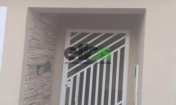 Imagem: Casa com 02 dormitórios, cozinha com gabinete