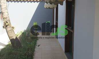 Imagem 7: Casa TÉRREA/DE ESQUINA c/ 03 dormitórios, 01 suíte, churrasqueira, 319m² de terreno à vend