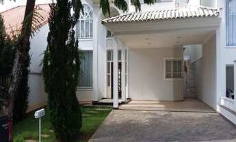 Imagem 7: Sobrado Condomínio Residencial Tivoli - 3 Suítes - Quintal com piscina