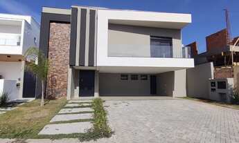 Imagem: Casa Assobradada Condomínio Alphaville