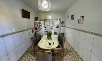 Imagem 4: SOBRADO À VENDA COM 6 DORMITÓRIOS, SENDO 1 SUÍTE, 400m², R$1.200.000,00, BAIRRO CENTRO, B