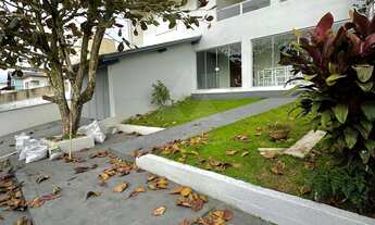 Imagem 7: SOBRADO À VENDA COM 6 DORMITÓRIOS, SENDO 3 SUÍTES, 240m², R$1.949.000,00, BAIRRO ITAJUBA