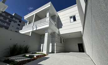 Imagem 2: SOBRADO À VENDA COM 3 SUÍTES, 172m², R$1.120.000,00, BAIRRO ITAJUBA, BARRA VELHA, SANTA CA