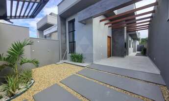 Imagem: CASA À VENDA COM 3 DORMITÓRIOS, SENDO