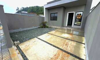 Imagem: CASA À VENDA COM 2 DORMITÓRIOS, 50m²