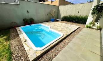 Imagem 3: CASA À VENDA COM 3 DORMITÓRIOS, SENDO 1 SUÍTE, 134m², R$779.000,00, BAIRRO ITAJUBA, BARRA