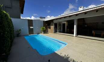 Imagem 2: SOBRADO À VENDA COM 4 DORMITÓRIOS, SENDO 2 SUÍTES, 300m², R$3.590.000,00, BAIRRO CENTRO