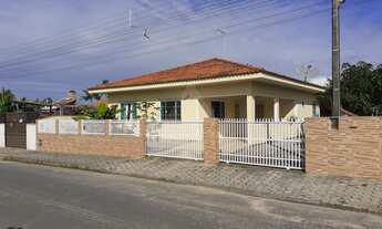 Imagem: CASA À VENDA COM 3 DORMITÓRIOS, 99m²