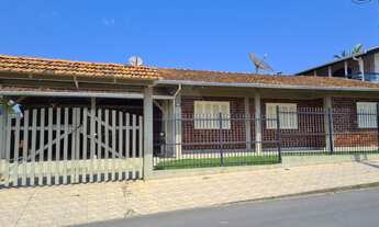 Imagem: CASA À VENDA COM 3 DORMITÓRIOS, SENDO