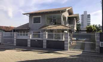 Imagem: SOBRADO À VENDA COM 6 DORMITÓRIOS, SENDO