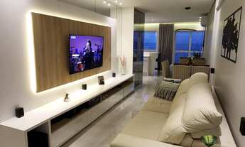 Imagem 2: APARTAMENTO À VENDA COM 3 DORMITÓRIOS, SENDO 1 SUÍTE, 300m², R$1.750.000,00, BAIRRO CENTR