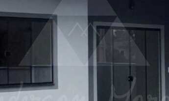 Imagem: CASA À VENDA COM 2 DORMITÓRIOS, 42m²