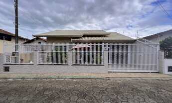 Imagem: CASA À VENDA COM 2 DORMITÓRIOS, SENDO