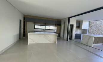 Imagem 7: Sobrado com 4 suítes à venda, 358 m² por R$ 3.580.000 - Alphaville Nova Esplanada 3 - Voto