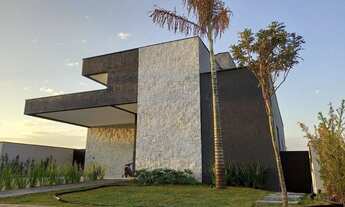 Imagem: Sobrado com 3 suítesà venda, 260 m² por