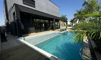 Imagem: Sobrado com 5 suítes à venda, 461 m²