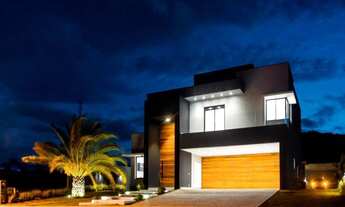 Imagem 2: SOBRADO COM 4 DORMITÓRIOS À VENDA, 520 M² POR R$ 3.990.000 - CONDOMÍNIO SAINT PATRICK - SO