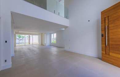 Imagem 7: OPORTUNIDADE SOBRADO COM 4 DORMITÓRIOS À VENDA, 473 M² POR R$ 2.900.000 - CONDOMÍNIO VILLA