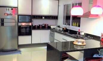 Imagem 5: ESPETACULAR OPORTUNIDADE SOBRADO COM 3 DORMITÓRIOS À VENDA, 220 M² POR R$ 1.010.000 - COND