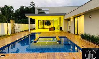 Imagem 3: Casa térrea no condomínio Saint Patrick - Com 4 Suítes e área construída de 535 m²