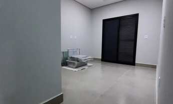 Imagem 6: Excelente Casa Térrea recém construída Residencial Villa do Bosque três dormitórios com su