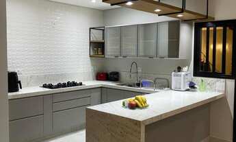 Imagem 6: Casa Condominio Villagio Milano com 3 dormitório sendo 1 suíte com closet, 232 metros quad