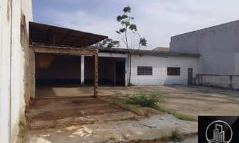 Imagem: Terreno à venda, 611 m² por R$ 1.100.000